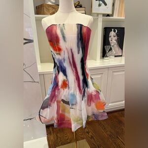 Aje size 8 ruched bodice organza miki dress.